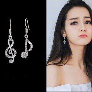 *(2 for $12)* (NWT) Musical Notes Crystal Earrings